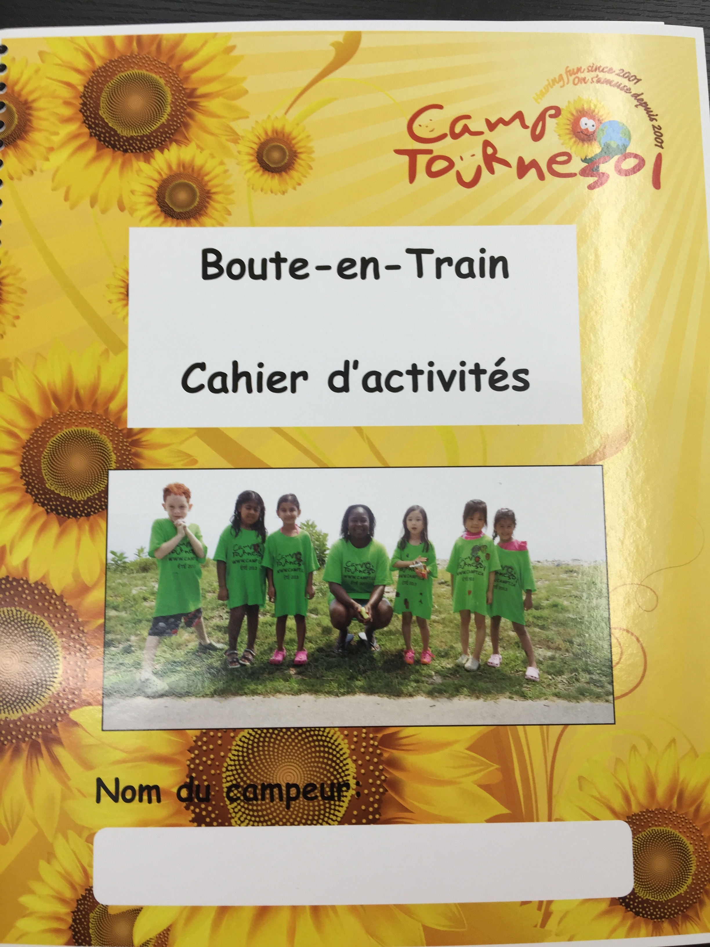 cover of activity book for French camps