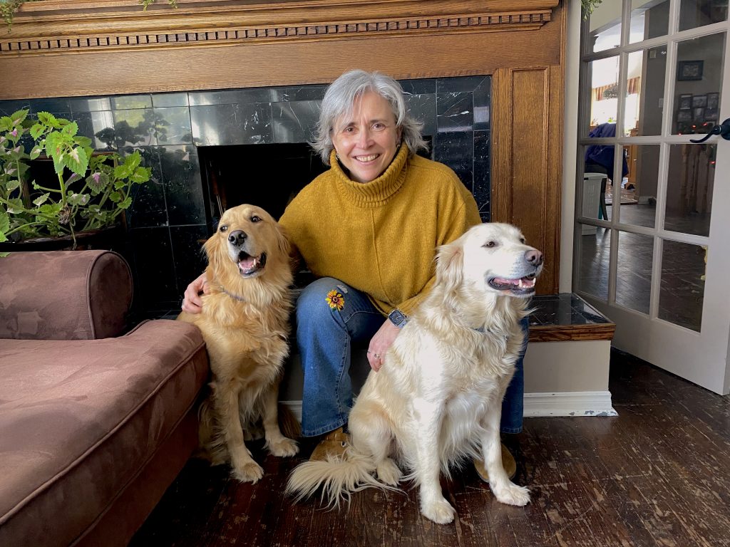 martine brouillet with dogs